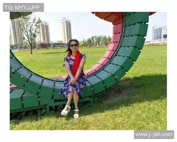 足球场上的姐妹情深 一同书写传奇故事的女足双星