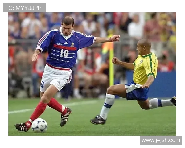 足球巨星泪洒赛场背后原因揭秘无数粉丝心碎难以承受的情感瞬间