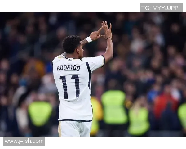 足球星全部相关精彩盘点带你了解球坛巨星背后的故事与辉煌历程