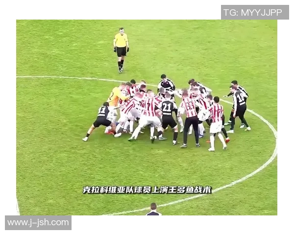 足球球星默契配合解析 球场上的精彩互动与战术互补